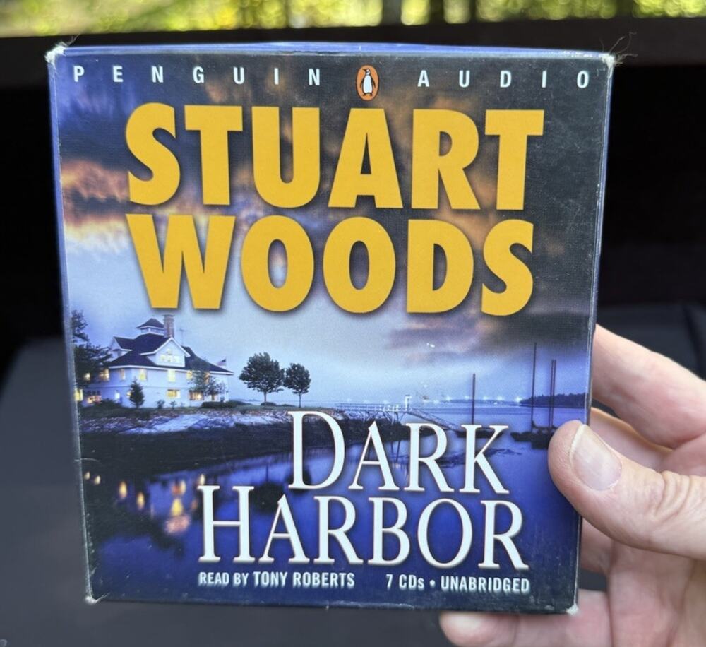 Penguin Audio Dark Harbor Audiobook CD Stuart Woods, Narr. Tony Roberts EUC -B4